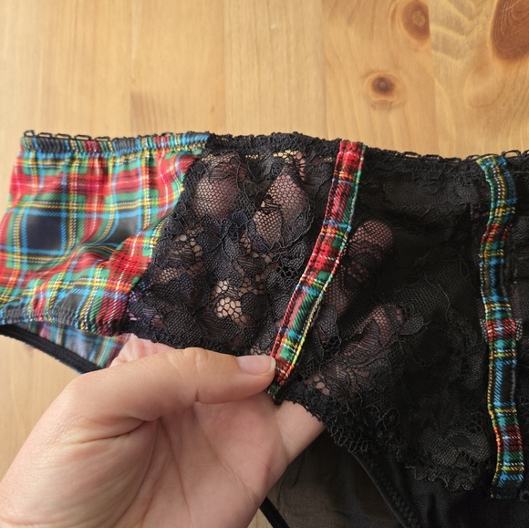 Adore Me 1X Womens Svana Contour Plus Bra and Panty Plaid Set - Picture 10 of 13